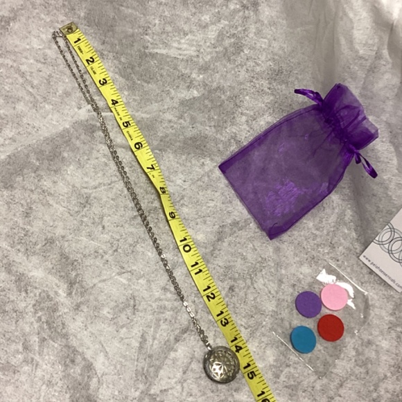 Pe La Ho Silver Essential Oil Diffuser Pendant Necklace - Picture 5 of 12